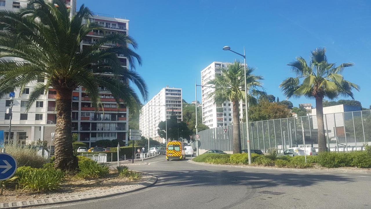 New Cheap Private Room, Kitchen , Overwieuw Sea,Tram On Spot, 12 Minutes From Nice Train Station With Tram , Beach In 17 Min Tram , Chambre Privee Pas Cher, Cuisine Equipee , Tram Sur Place, Apercu Mer, 12 Min De La Gare De Nice Avec Le Tram, 17 Min المظهر الخارجي الصورة