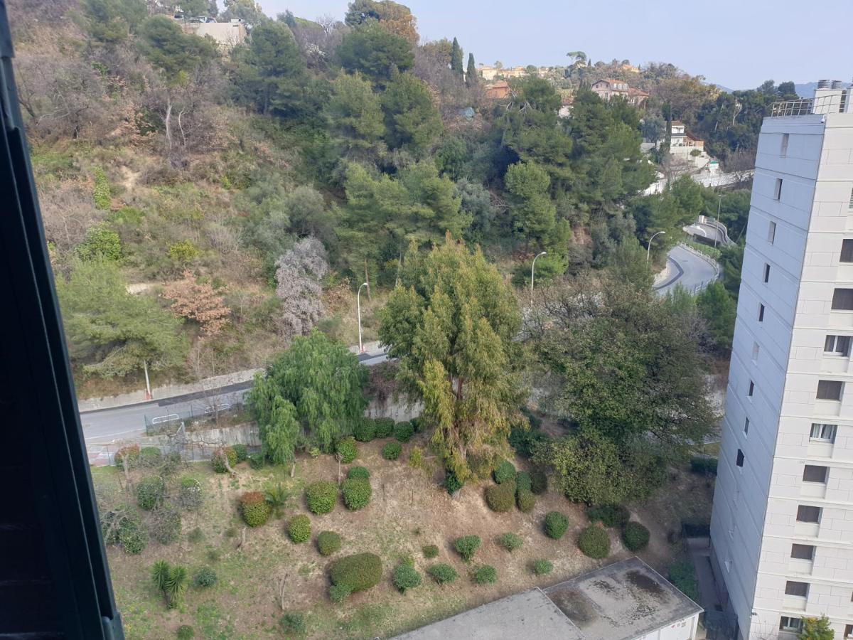 New Cheap Private Room, Kitchen , Overwieuw Sea,Tram On Spot, 12 Minutes From Nice Train Station With Tram , Beach In 17 Min Tram , Chambre Privee Pas Cher, Cuisine Equipee , Tram Sur Place, Apercu Mer, 12 Min De La Gare De Nice Avec Le Tram, 17 Min المظهر الخارجي الصورة