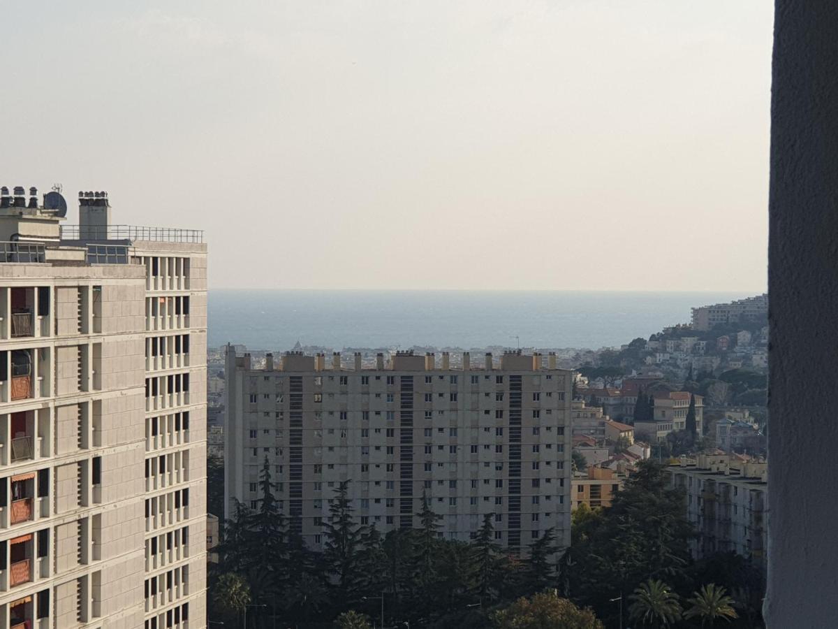 New Cheap Private Room, Kitchen , Overwieuw Sea,Tram On Spot, 12 Minutes From Nice Train Station With Tram , Beach In 17 Min Tram , Chambre Privee Pas Cher, Cuisine Equipee , Tram Sur Place, Apercu Mer, 12 Min De La Gare De Nice Avec Le Tram, 17 Min المظهر الخارجي الصورة